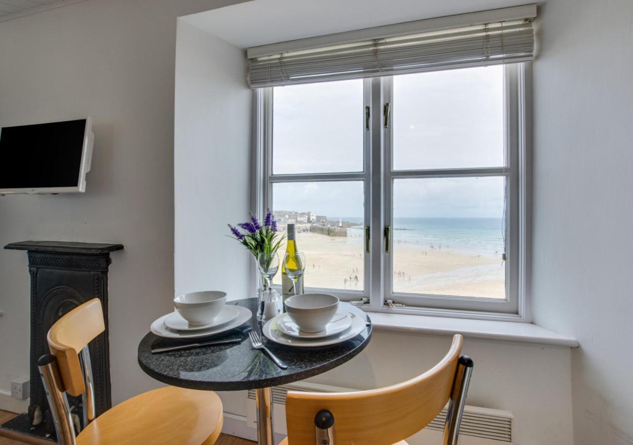 Penguin Apartment 2 Crab Rock St Ives Exterior foto